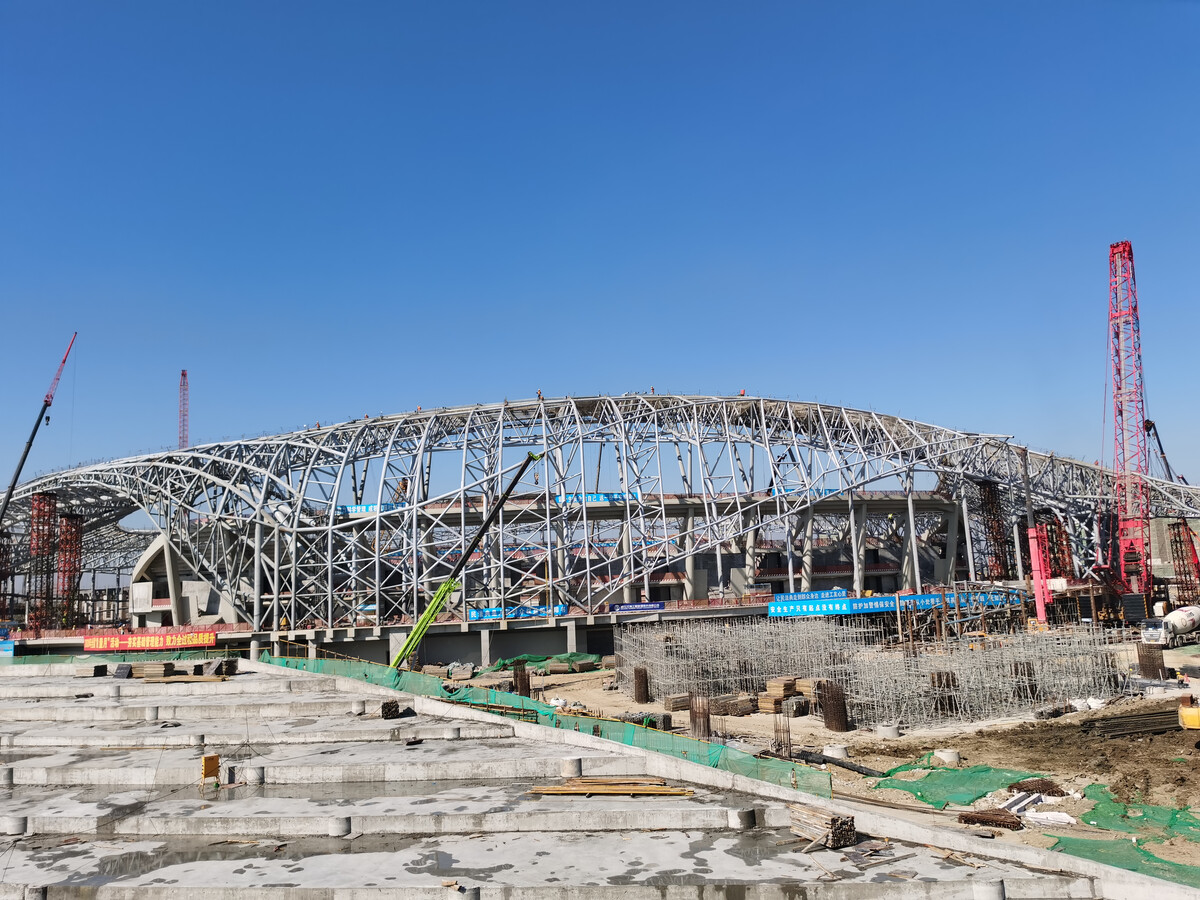 专业体育馆钢结构幕墙加工厂——为城市建筑提供高品质外墙装饰